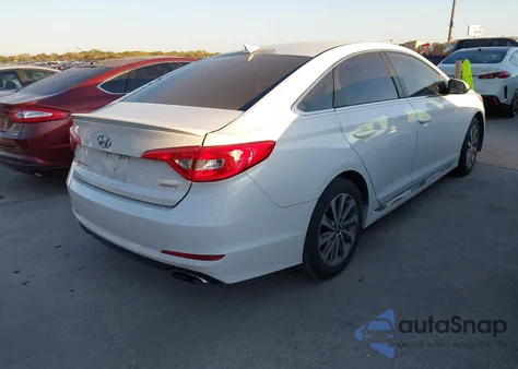 2015 Hyundai Sonata Sport z USA, uszkodzony, nr VIN 5NPE34AF9FH093670